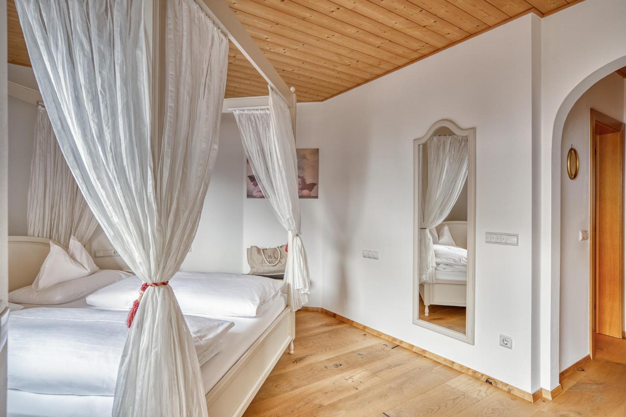 Hotel Berghaus Rosengarten Nova Levante Bilik gambar