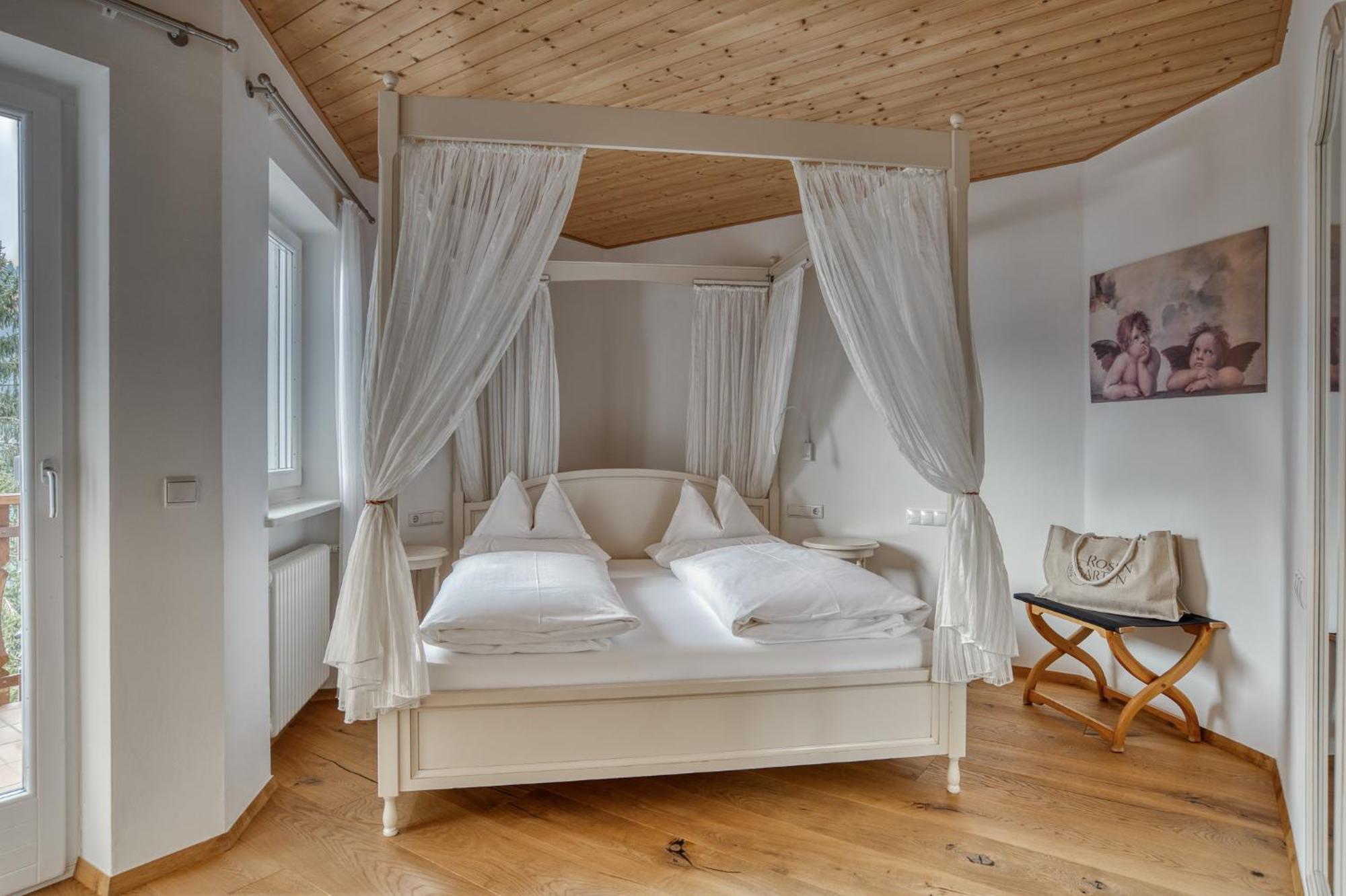 Hotel Berghaus Rosengarten Nova Levante Bilik gambar